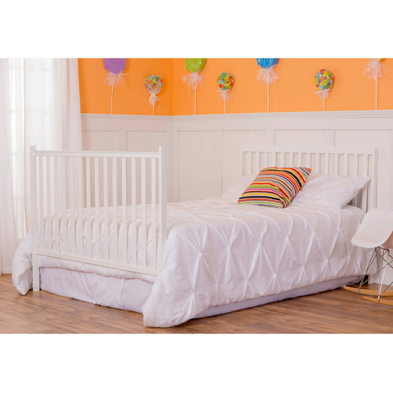 Dream on Me Synergy 5 in 1 Convertible Crib Colour: White